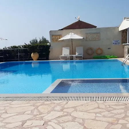 Thalassa Thea * Paramonas (Corfu)