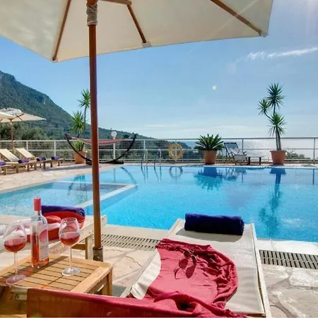 Villa Thalassa Thea *